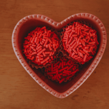 Como Fazer Caixa de Brigadeiros Gourmet no Dia dos Namorados Para Vender